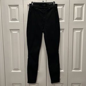 FashionNova Flex Game Strong Super High Rose Skinny Jeans. Size 11. Black.